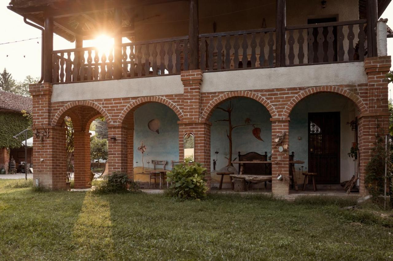 Casa Delle Foglie Sussurranti Villa Asti Exterior photo